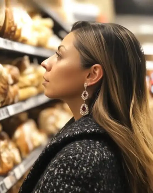 THE BOX WITH MY MOTHER’S HEIRLOOM WAS EMPTY — MY HUSBAND CONFESSED, BUT HIS LIES DIDN’T STOP THERE