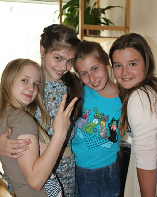 MY NIECE CALLED ME TO GET HER FROM A SLUMBER PARTY